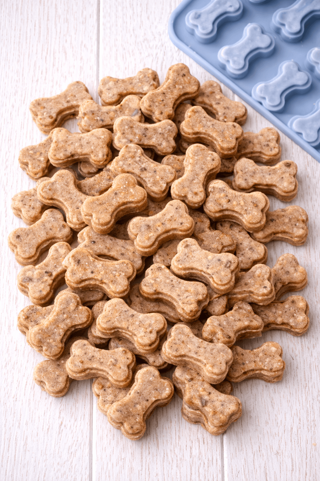 Apple cinnamon training dog treats